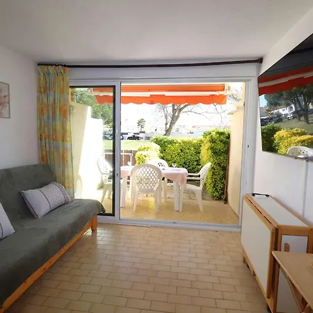 2 Pieces Avec Jardin Et Parking, Animaux Admis - Fr-1-307-257 דירה