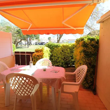 2 Pieces Avec Jardin Et Parking, Animaux Admis - Fr-1-307-257 דירה